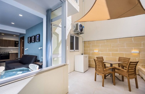 Mellieħa Heights Apartment | Mellieha Bay Vista Suites holiday apartment