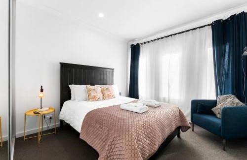 Plympton House | Mellow&Modernized Townhouse-3Beds-Quiet-Anzac Hwy