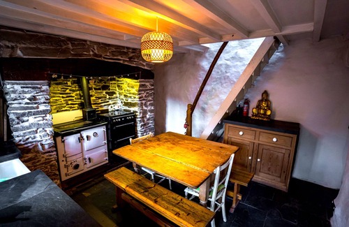 Pontfadog Cottage | Mellow Mountain Eco Retreat exclusive use with Tipi, wood burning Hot Tub, Sauna