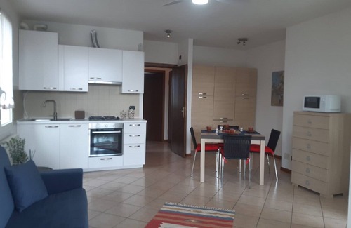 Feriolo Apartment | Melograno apartment in Feriolo with terrace