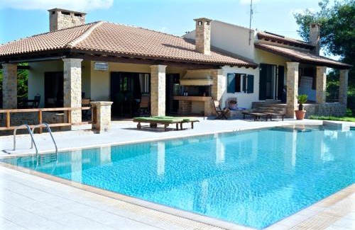 Oropos Villa | Melpo Estate Kapandriti