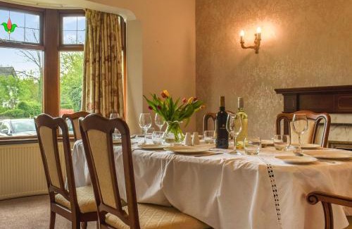 Clitheroe House | Melrose