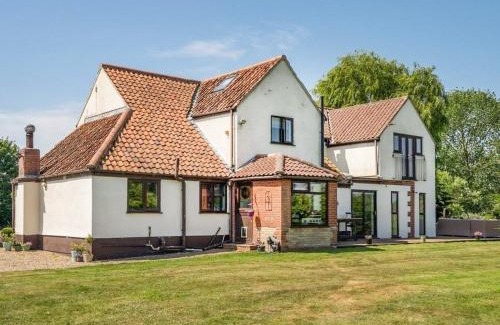 Hopton House | Melsham House