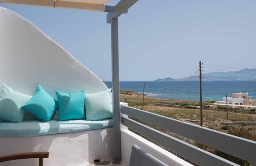 Chrissi Akti Apartment | Meltemi 1