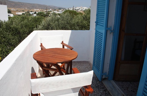 Piso Livadi Apartment | Meltemi 2 bedroom apartment