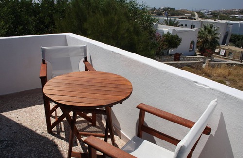 Piso Livadi Apartment | Meltemi 2 bedroom apartment