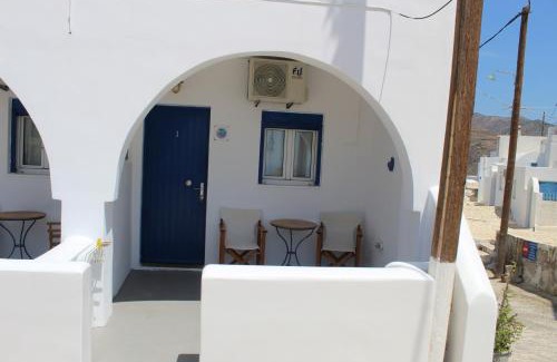 Anafi Apartment | Meltemi Rooms and Studios