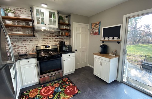 North Ridgeville House | Melva’s place North Ridgeville