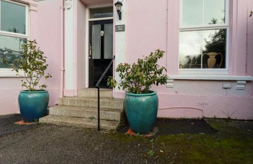Maenporth House | Melvill House