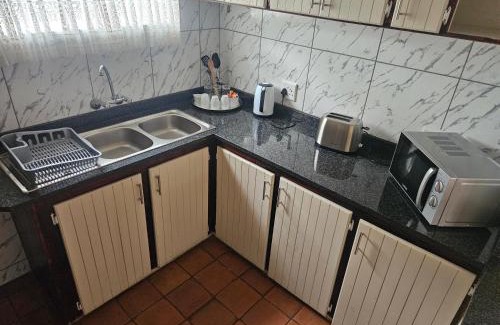Lichtenburg House | Melville Guesthouse & Contractors Lodge