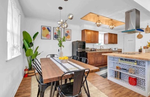 Westbury House | Memphis Space City Oasis 4Brs Houston Central