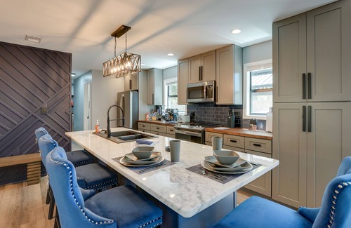 Parkway Village House | Memphis Vacation Rental ~ 10 Mi to Graceland!