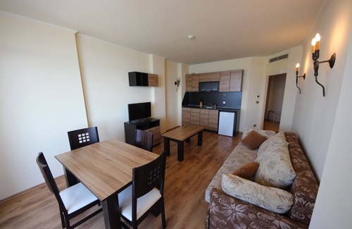 Elenite Apartment | MENADA * Atrium * Nice family one bedroom apartment