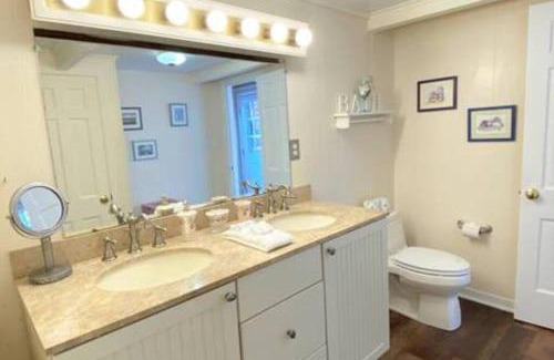 East Falmouth House | Menauhant Beach Paradise