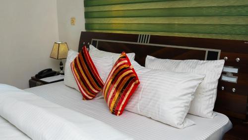 Alimosho Apartment | Mende Hotel