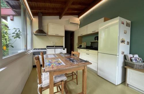 Uhart-Cize House | Mendi beheria bi