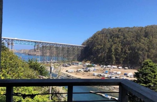Albion Apartment | Mendocino Coast Hideaway
