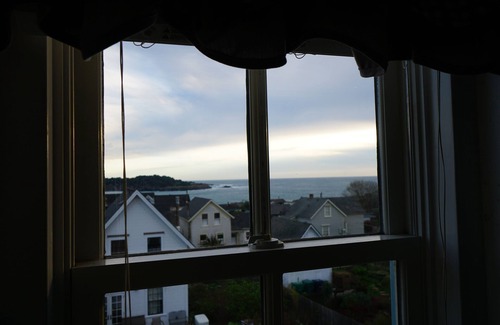 Mendocino House | Mendocino Village Water Tower - Ocean & Garden Views
