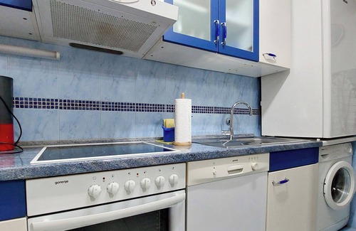 Kastel Sucurac Apartment | Mendys Sea View Escape near Split/Family-Friendly & Relaxing Stay