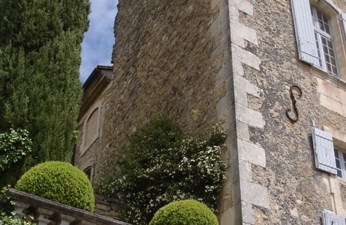 Menerbes Apartment | Menerbes bright apartment most beautiful village in France in the Lubéron