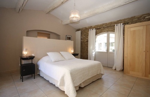 Menerbes Other | Menerbes: Vast Provencal farmhouse, pool, 2 ha of garden, silent. 3 km village