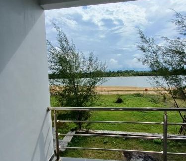 Pantai Penarik House | Mengkuang Villa - Family Deluxe Room