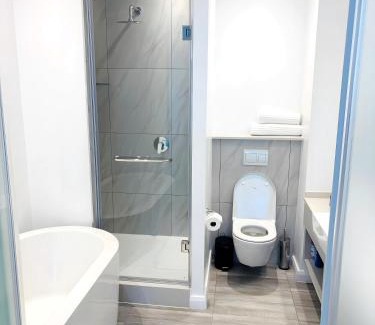 Menlyn Apartment | Menlyn Maine Residences - Capital Trilogy