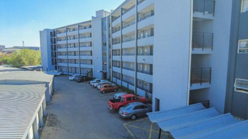 Menlyn Apartment | Menlyn Place 515