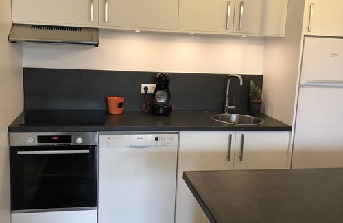 Menthon-Saint-Bernard Apartment | MENTHON ST BERNARD, type 3, Résidence avec piscine,6 PERS