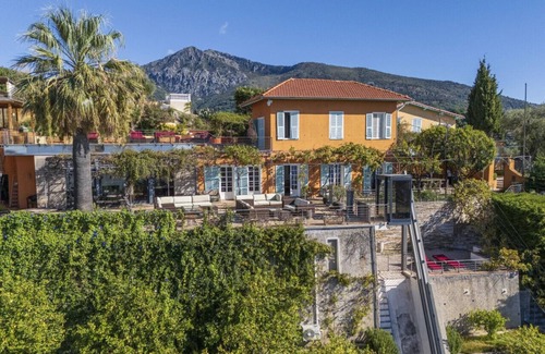 Menton Villa | Menton - Villa Piscine Vue mer, Suites privées