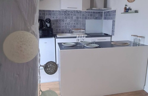 Saint-Laurent-les-Tours Apartment | Mercadial au coeur de Saint-Céré, clim