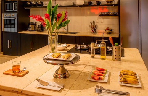Centro Havana Bed & Breakfast | Merced Luxury Boutique in Havana