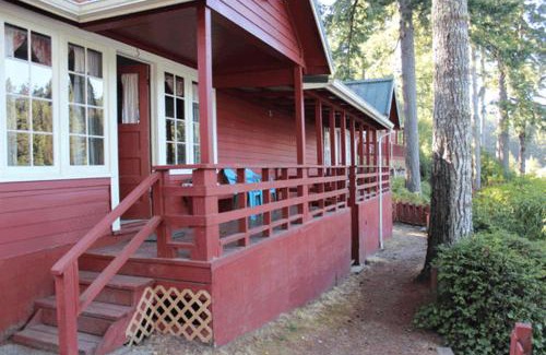 Florence Resort | Mercer Lake Resort and Beach