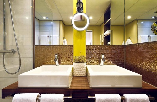 Groningen Hotel | Mercure City Groningen Martiniplaza Hotel
