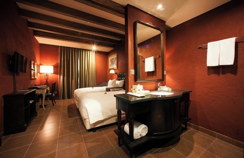 Hoa Vang Hotel | Mercure Danang French Village Bana Hills