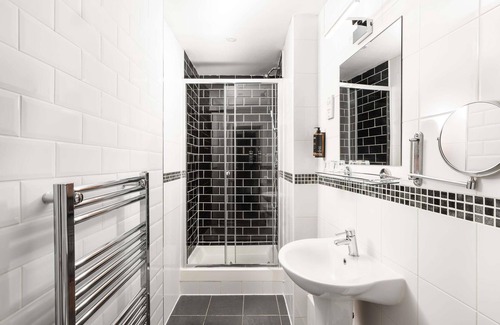 Doncaster Hotel | Mercure Doncaster Centre Danum Hotel