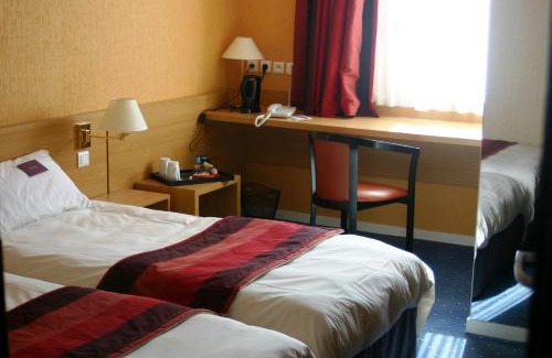 Luxeuil-les-Bains Hotel | Mercure Hexagone Luxeuil