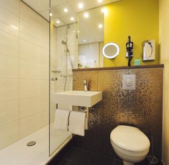 Groningen Hotel | Mercure Hotel Groningen Martiniplaza