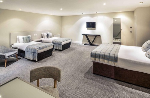 Willerby Hotel | Mercure Hull Grange Park Hotel