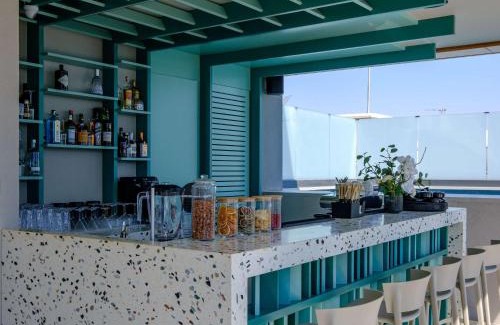 Larnaca City Centre Hotel | Mercure Larnaca Finikoudes Beach