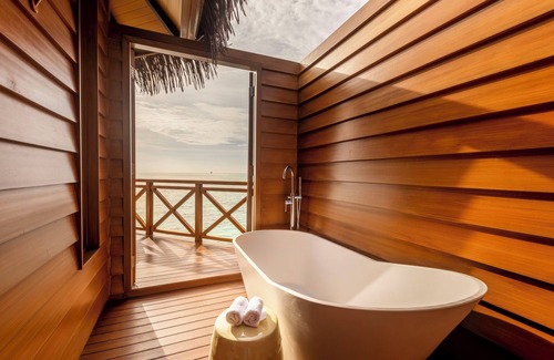 Kooddoo Resort | Mercure Maldives Kooddoo Adult-Only Resort