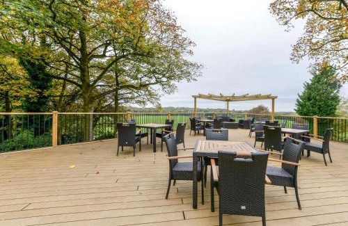 Rochdale Hotel | Mercure Manchester Norton Grange Hotel & Spa