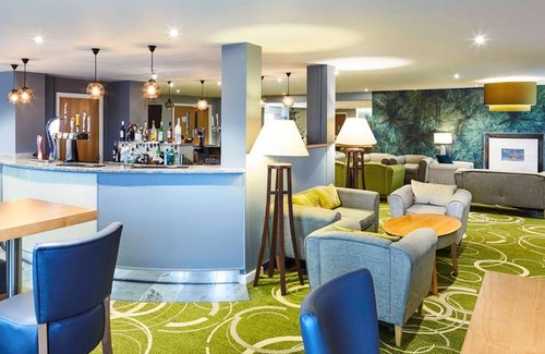 Woolhamton Hotel | Mercure Newbury West Grange Hotel