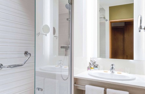 Sao Pedro da Afurada Hotel | Mercure Porto Gaia Hotel