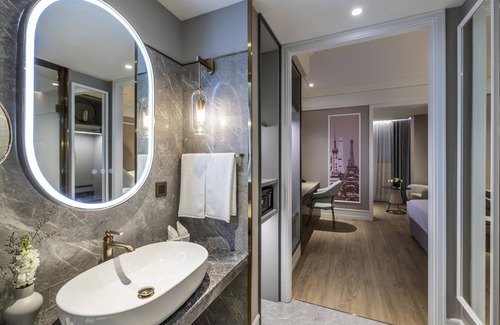 Putuo Hotel | Mercure Shanghai Global Harbour