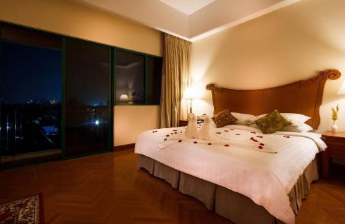 Yankin Township Hotel | Mercure Yangon Kaba Aye