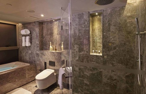 Dongguan Street Hotel | Mercure Yangzhou Dongguan Street