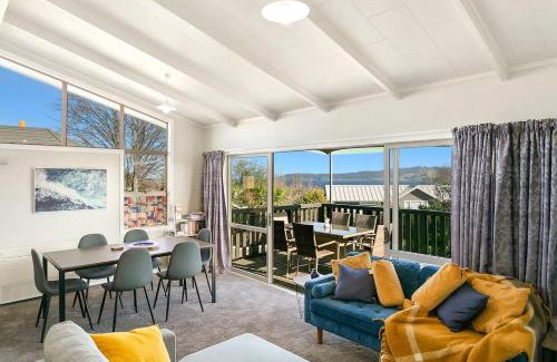 Waipahihi House | Mercy of Lake Taupo
