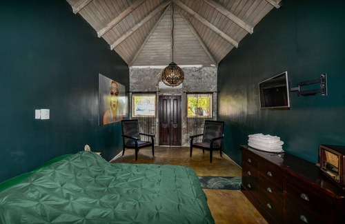 Barcadera House | Mercy Private room at Bed & Breakfast, Mammaloe's Aruba