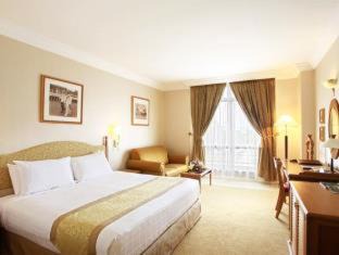Kampung Lintang Hotel | Merdeka Palace Hotel & Suites